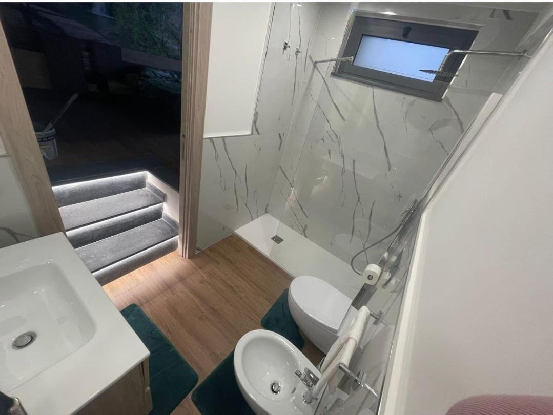 Gd Luxury Suite Рандацо Екстериор снимка