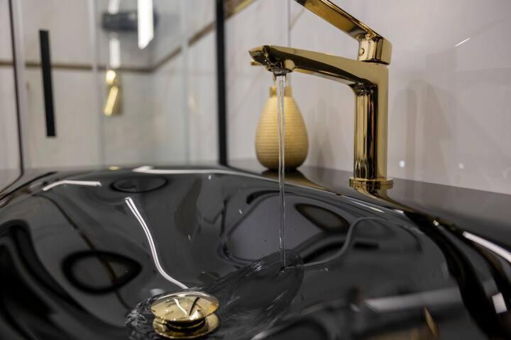 Gd Luxury Suite Рандацо Екстериор снимка